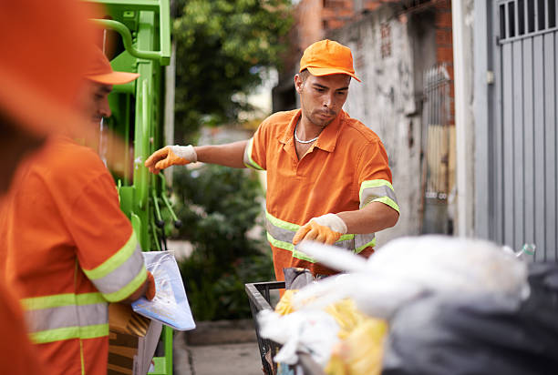 Best Yard Waste Removal  in Clinton, OH